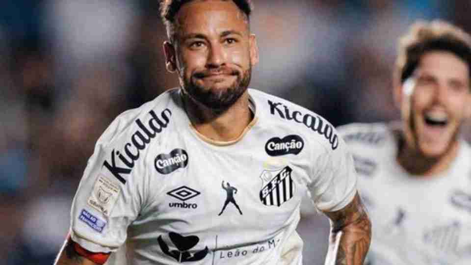Neymar marca duas vezes, Santos busca empate com Flamengo e impede vitória do líder