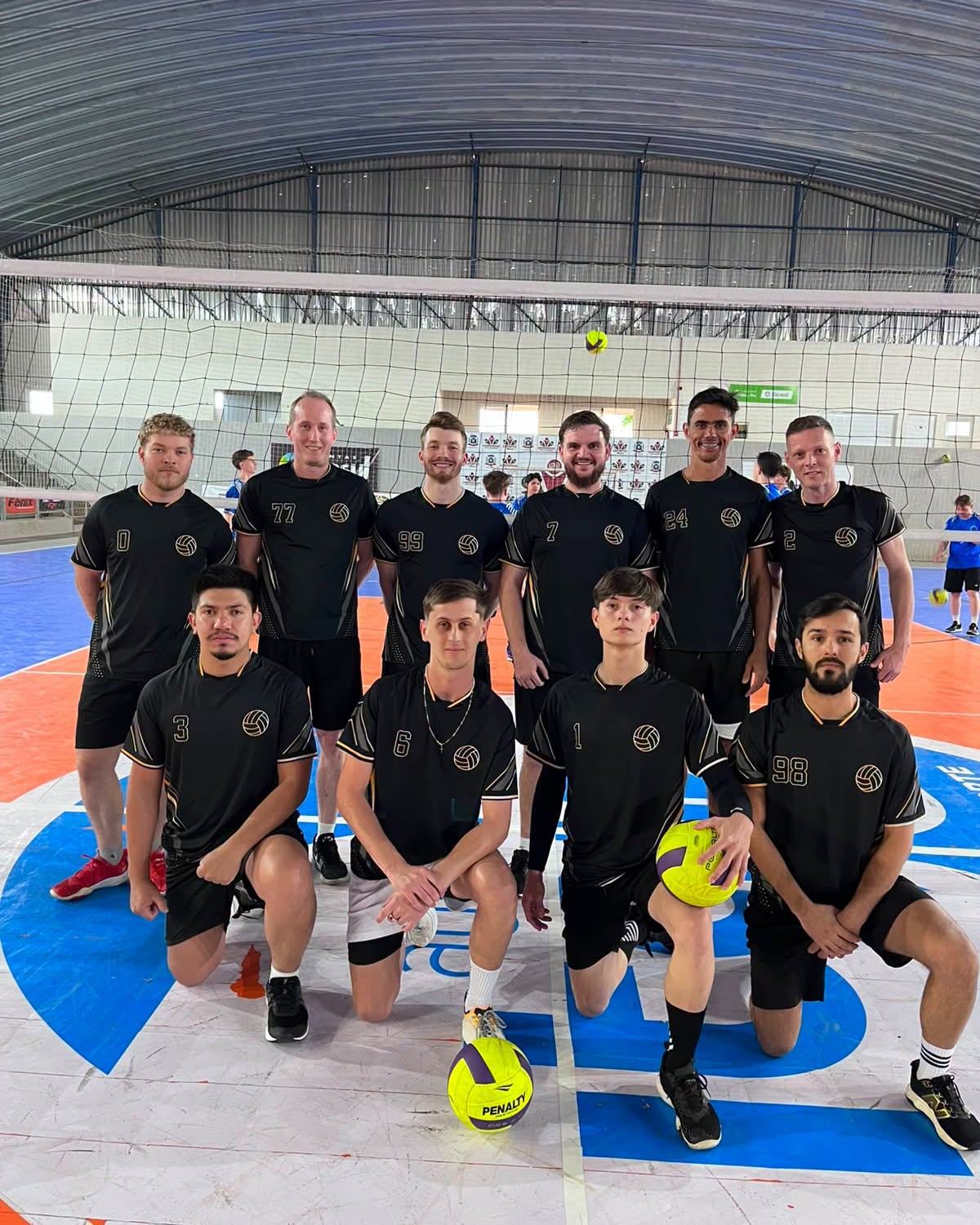 Equipe Perebas Vôlei vence a segunda partida e larga na frente no Municipal de Vôlei em Missal