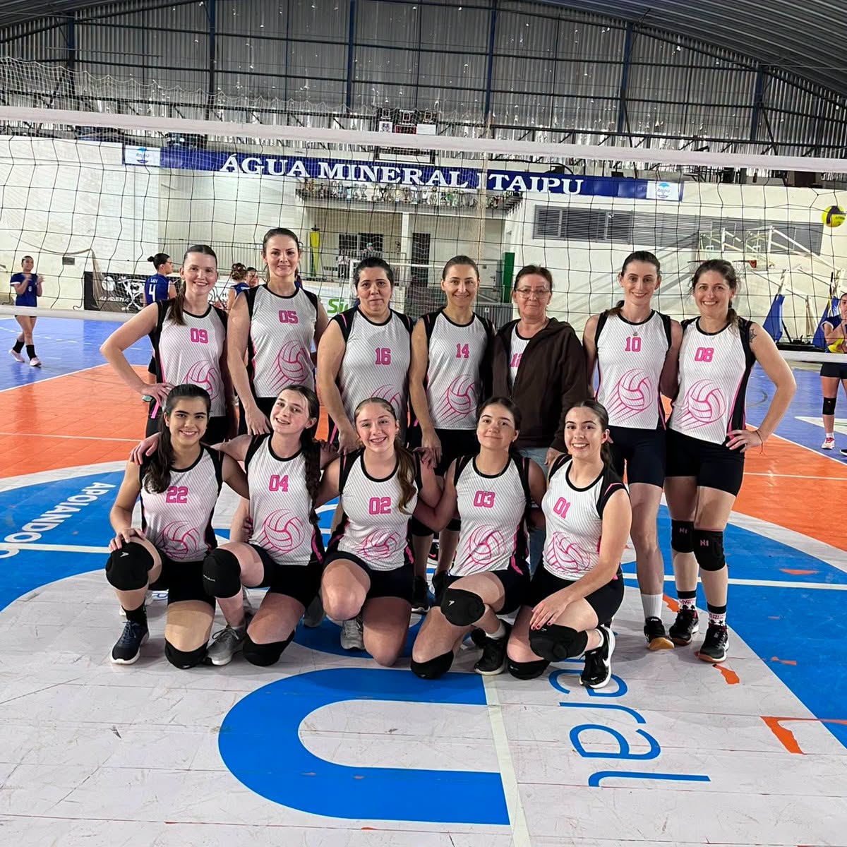 Metchas do Vôlei e Vôlei Feminino B largam na frente no municipal de Vôlei em Missal