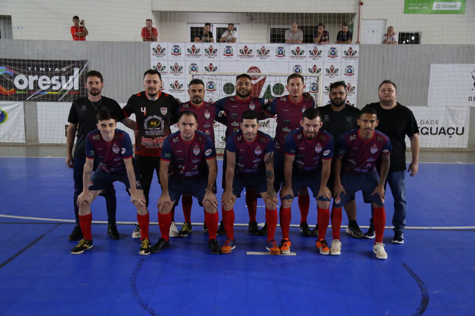 Auto Posto Costa Oeste e Véio Pinturas são os primeiros semifinalistas do Municipal de Futsal